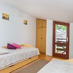 Apartment Seaview Marinov - Bilo, Primosten