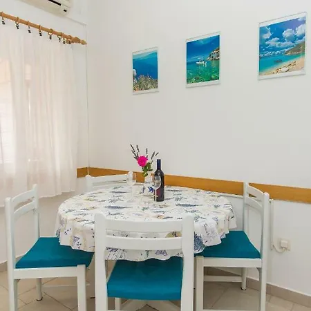 Seaview Marinov - Bilo, * Primosten