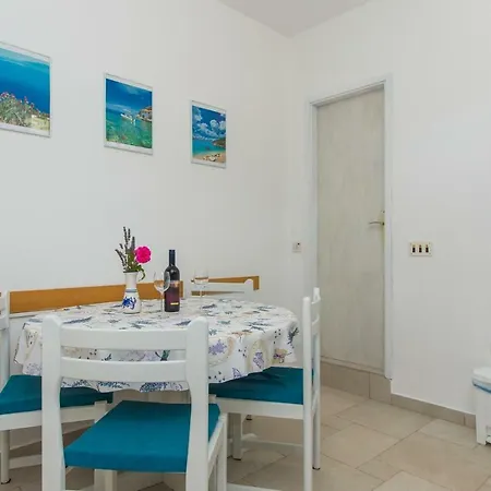 Apartment Seaview Marinov - Bilo,