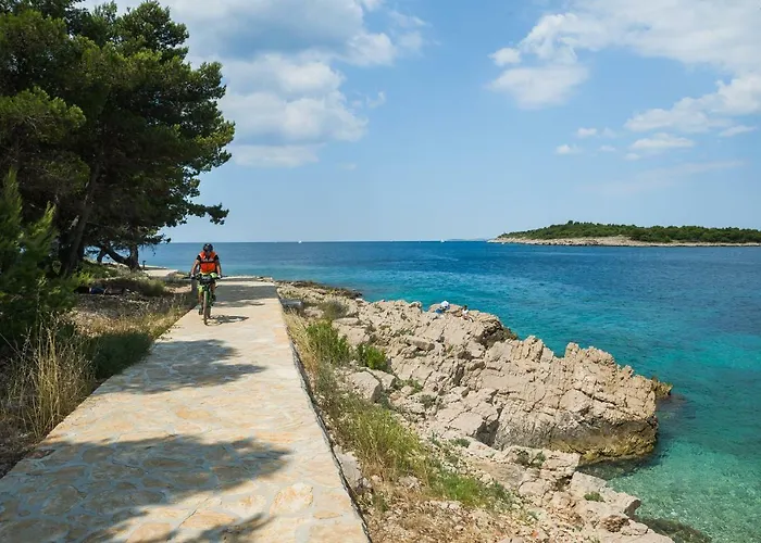 Seaview Marinov - Bilo, * Primošten